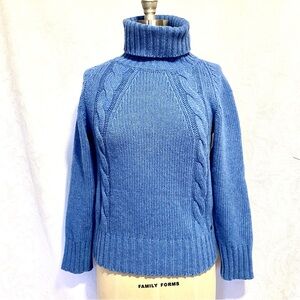 Irish knit S heather blue wool turtleneck sweater.